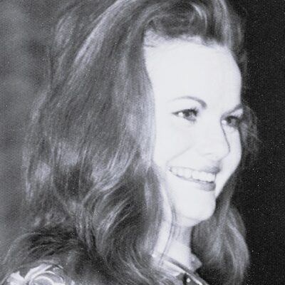 Jeannie C. Riley